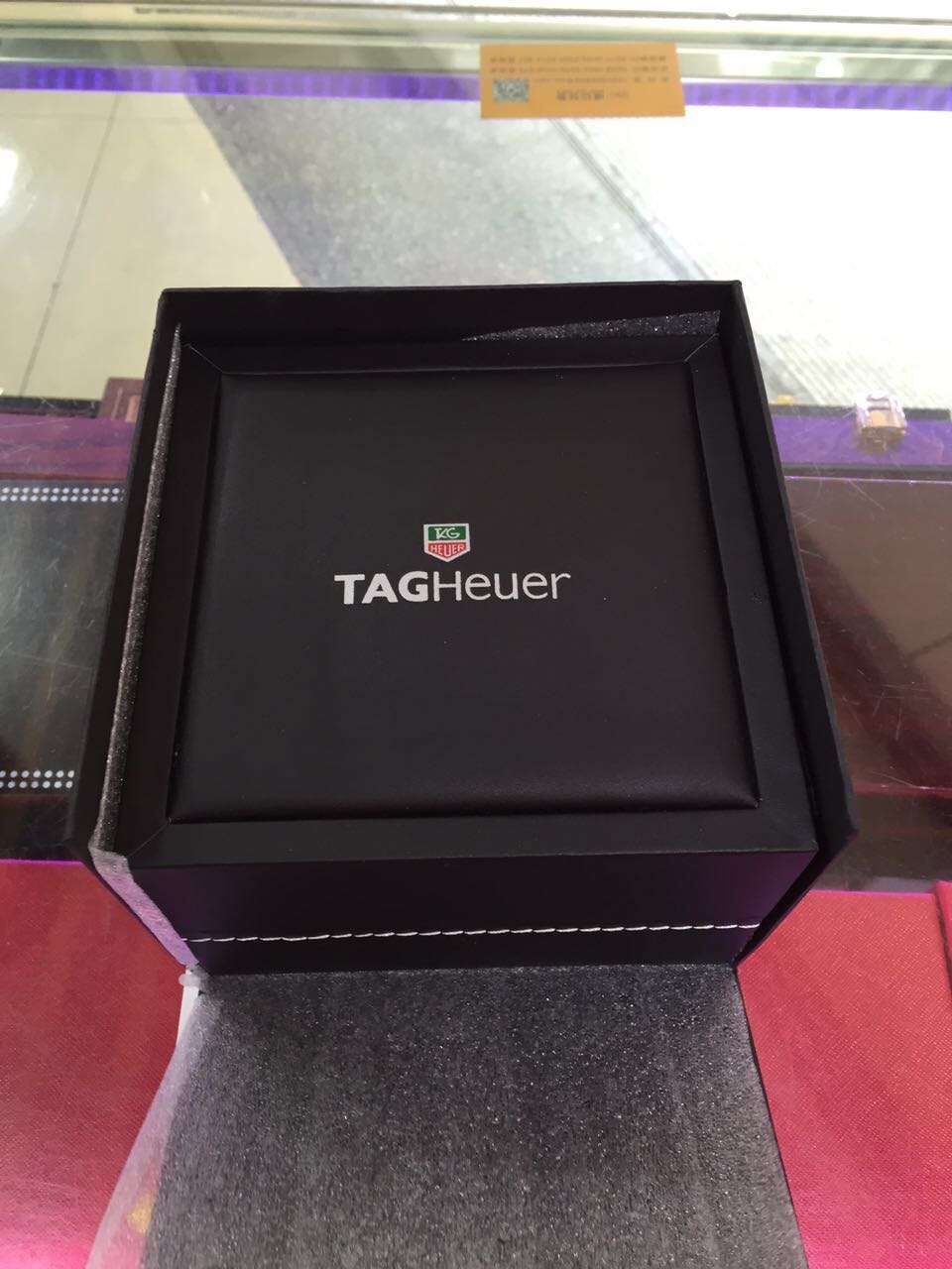 Magnifique boîte écrin en cuir pour montre (Neu und originalverpackt